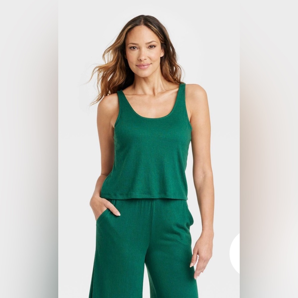 Brand NEW!!! Matching lounge wear set in beautiful green